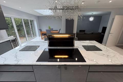 undefined, Cannock Road, Westcroft, WV10