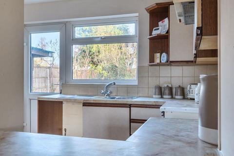 2 bedroom terraced house for sale, Amberley Court, Banbury