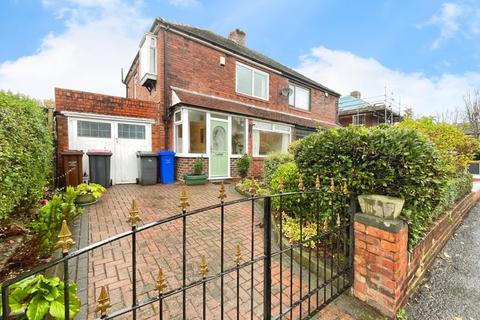East Lynn Drive, Worsley
