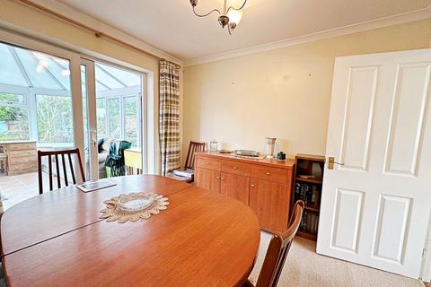 3 bedroom link detached house for sale, Saint Giles Road, Bredon