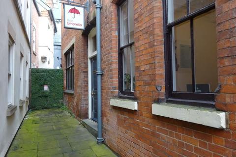 Retail property (high street) to rent, 2 Token House Yard Nottingham NG1 2HG