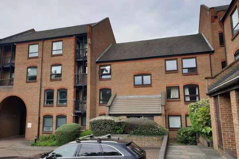 2 bedroom flat for sale, Horseshoe Close, London