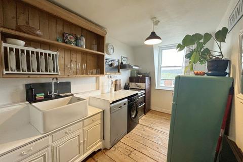 1 bedroom apartment to rent, Flat 4 ,  21 North Marine Road, Scarborough