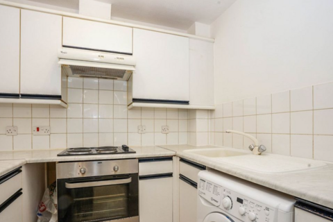 1 bedroom flat for sale, Culloden Close, London SE16
