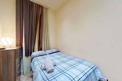 Studio to rent, Anson Road