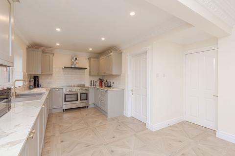 undefined, Willow Close, Lichfield WS13