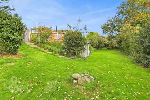 3 bedroom semi-detached bungalow for sale, The Paddock, Hemsby, Great Yarmouth