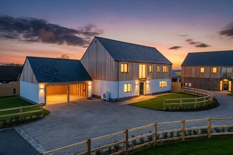 4 bedroom detached house for sale, Hilltops, Cheriton Bishop, EX6