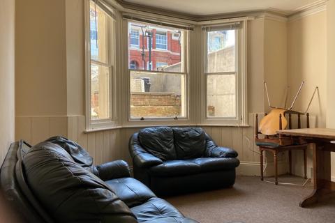 8 bedroom house to rent, De Montfort Road, Brighton BN2
