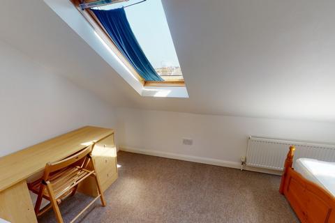 8 bedroom house to rent, De Montfort Road, Brighton BN2