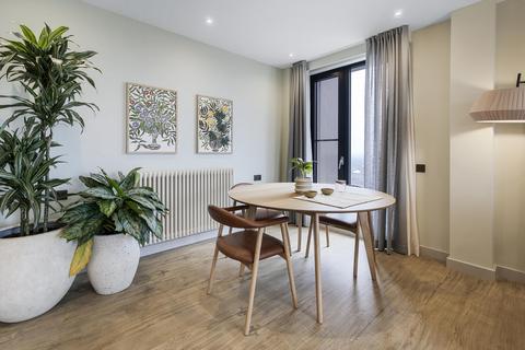 2 bedroom flat to rent, Selborne Road, London, E17