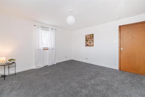 undefined, 13 Robert Smith Court, Lumphinnans, KY4 8AE