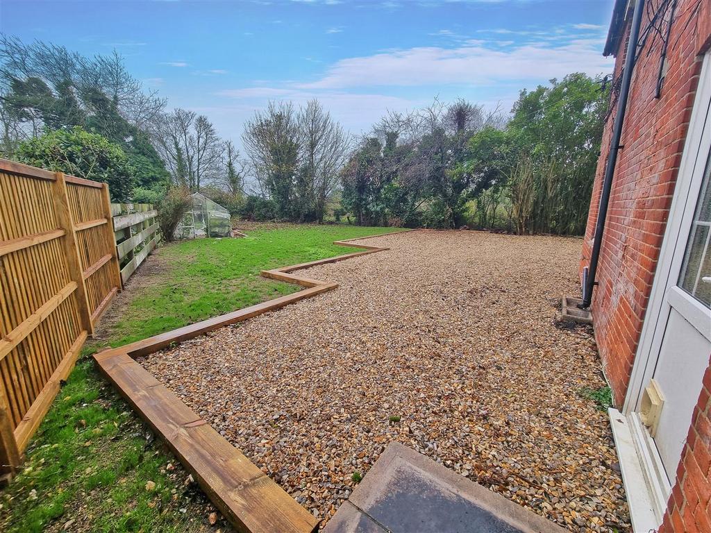 Rear Garden 1.jpg