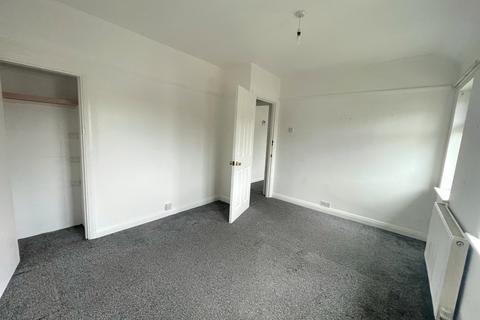 undefined, Pinewood Avenue, Uxbridge, Greater London, UB8