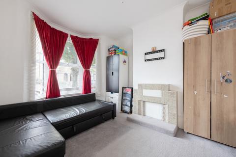 3 bedroom terraced house for sale, Chichester Road, Leytonstone, London, E11 3LH