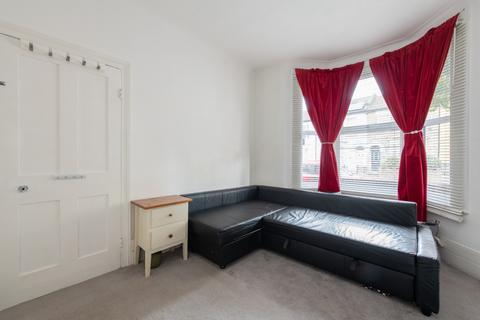 3 bedroom terraced house for sale, Chichester Road, Leytonstone, London, E11 3LH