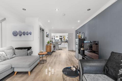 3 bedroom end of terrace house for sale, High Street, London Colney, St. Albans, AL2 1QS