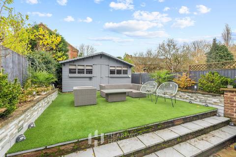 3 bedroom end of terrace house for sale, High Street, London Colney, St. Albans, AL2 1QS