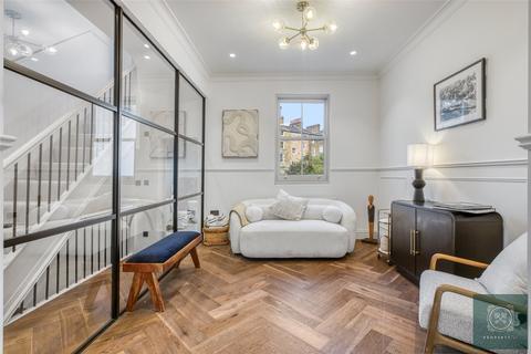 4 bedroom terraced house for sale, Newington Green Road, London, N1
