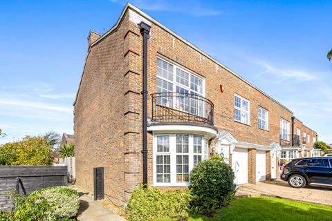 undefined, Kestrel Close, Hove BN3