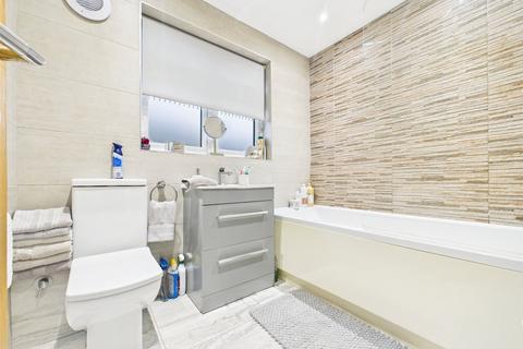 undefined, Longfield Close, Essex SS11