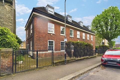 undefined, Grosvenor Park Road, Walthamstow E17