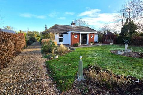 4 bedroom detached bungalow for sale, The Leys, Sandy SG19
