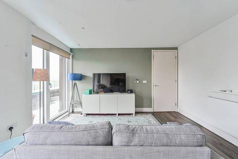 3 bedroom flat to rent, Moulding Lane, Deptford, London, SE14