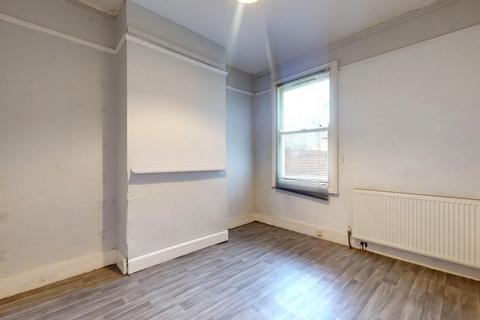 3 bedroom end of terrace house for sale, 5 Howden Street, Peckham Rye, SE15 4LB