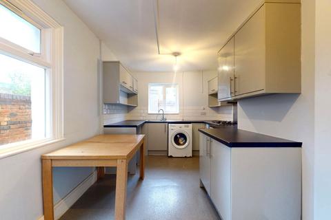 3 bedroom end of terrace house for sale, 5 Howden Street, Peckham Rye, SE15 4LB