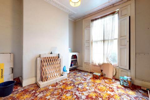 4 bedroom terraced house for sale, 5 Ockendon Road, Islington, N1 3NN
