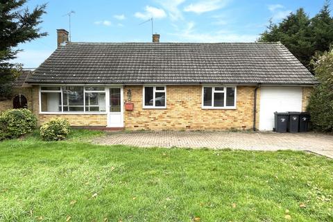 4 bedroom detached bungalow for sale, 51 Garnetts, Takeley, Bishop's Stortford, CM22 6RN