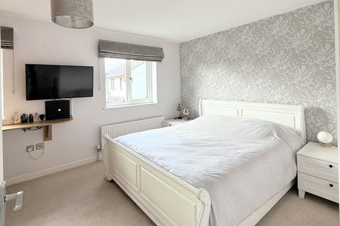 2 bedroom semi-detached house for sale, Shellthorn Grove, Bridgwater, Somerset, TA6