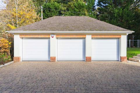 undefined, Forest Lane, Ringwood BH24