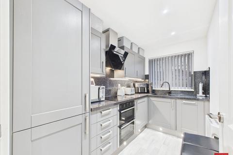 undefined, Raleigh Close, Gloucester GL3