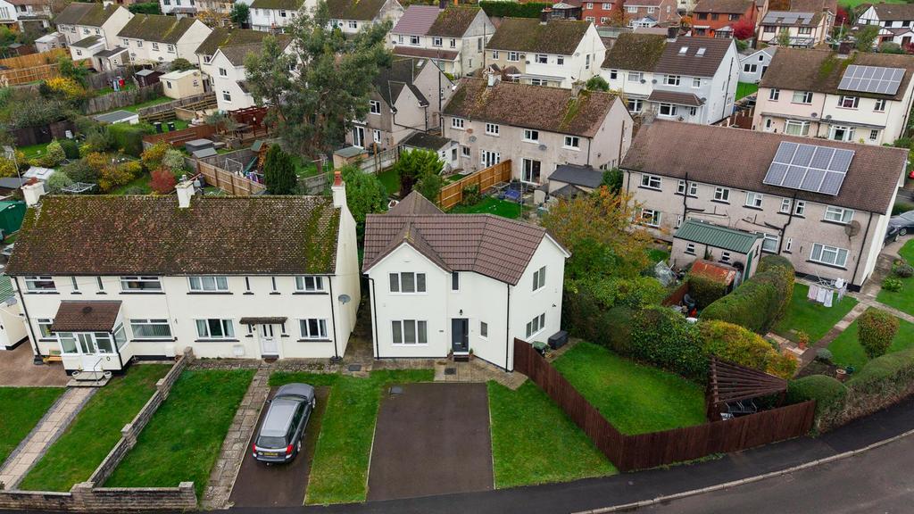 2 A Ladyhill Close-32.jpg