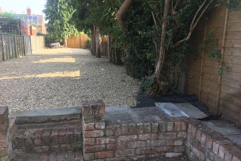 undefined, St. Catherine Street, Gloucester GL1