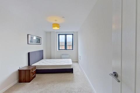 2 bedroom flat to rent, Atkinson Street