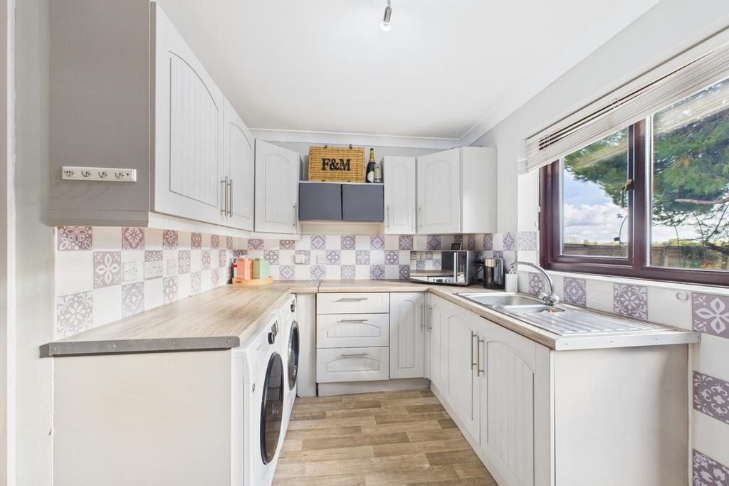 Ewe Move Spalding - Pinchbeck - Utility