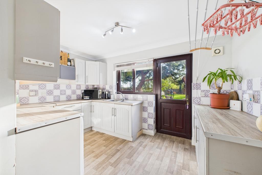 Ewe Move Spalding - Pinchbeck - Utility