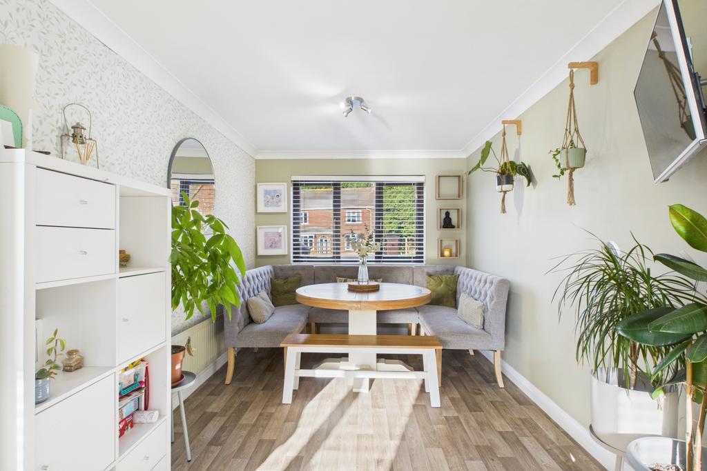 Ewe Move Spalding - Pinchbeck - Dining Room