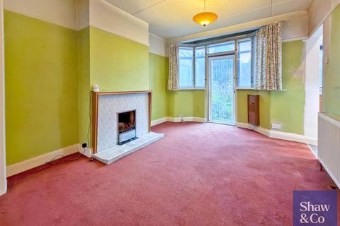 undefined, Ellerdine Road, Hounslow TW3