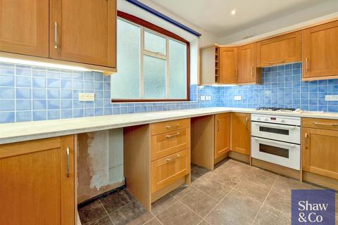 undefined, Ellerdine Road, Hounslow TW3