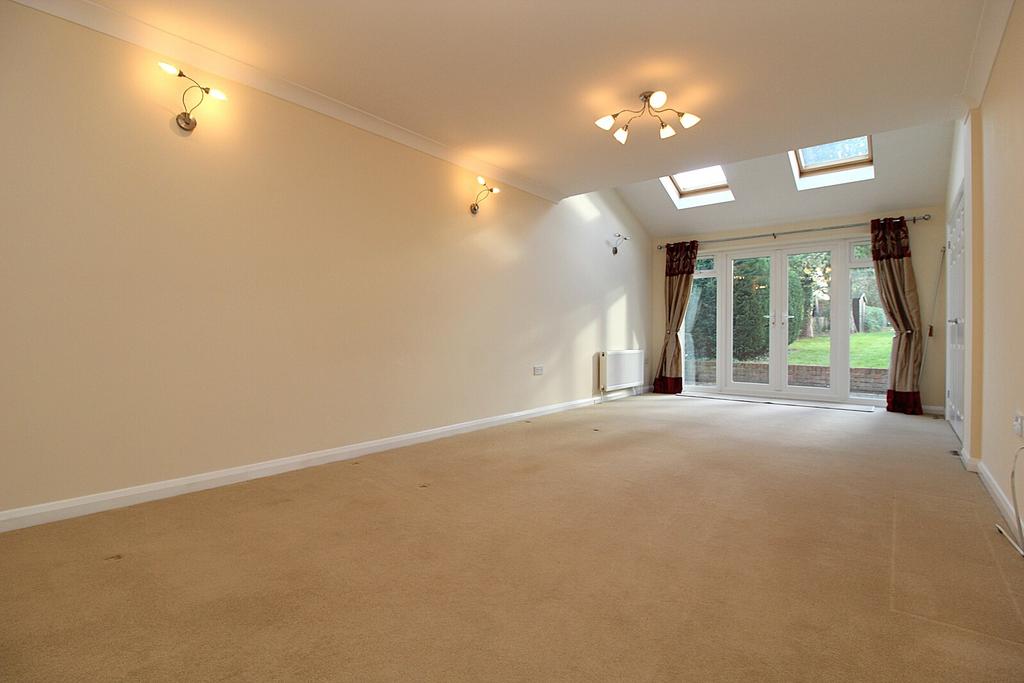 Rear Lounge View 2