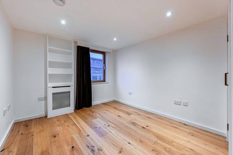 2 bedroom flat to rent, Mallard House, Imperial Wharf, London, SW6