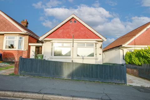 2 bedroom detached bungalow for sale, MIDANBURY! NO FORWARD CHAIN! EXTENDED!