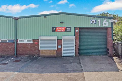 Warehouse to rent - Saltbrook Trading Estate, Saltbrook Road, Halesowen, B63 2QU