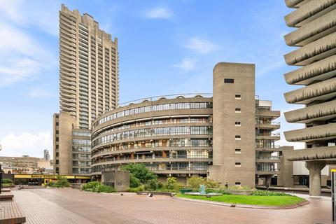 1 bedroom flat to rent, Frobisher Crescent, London EC2Y