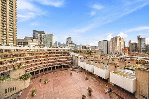 1 bedroom flat to rent, Frobisher Crescent, London EC2Y