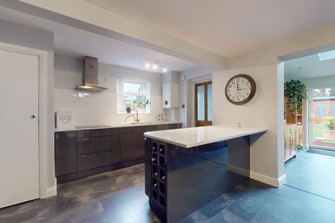 3 bedroom semi-detached house for sale, Miskin Road, Hoo, ME3
